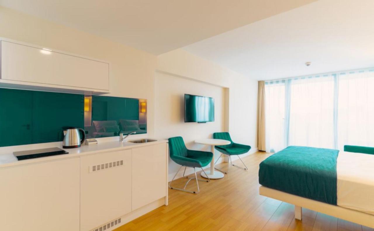 Orbi City - Seaside Apartments Батуми Екстериор снимка